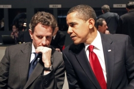 Obama se svým ministrem financí. Geithner postrádá mnoho podřízených.